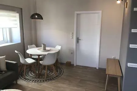 Ilida Design شقة Amaliada